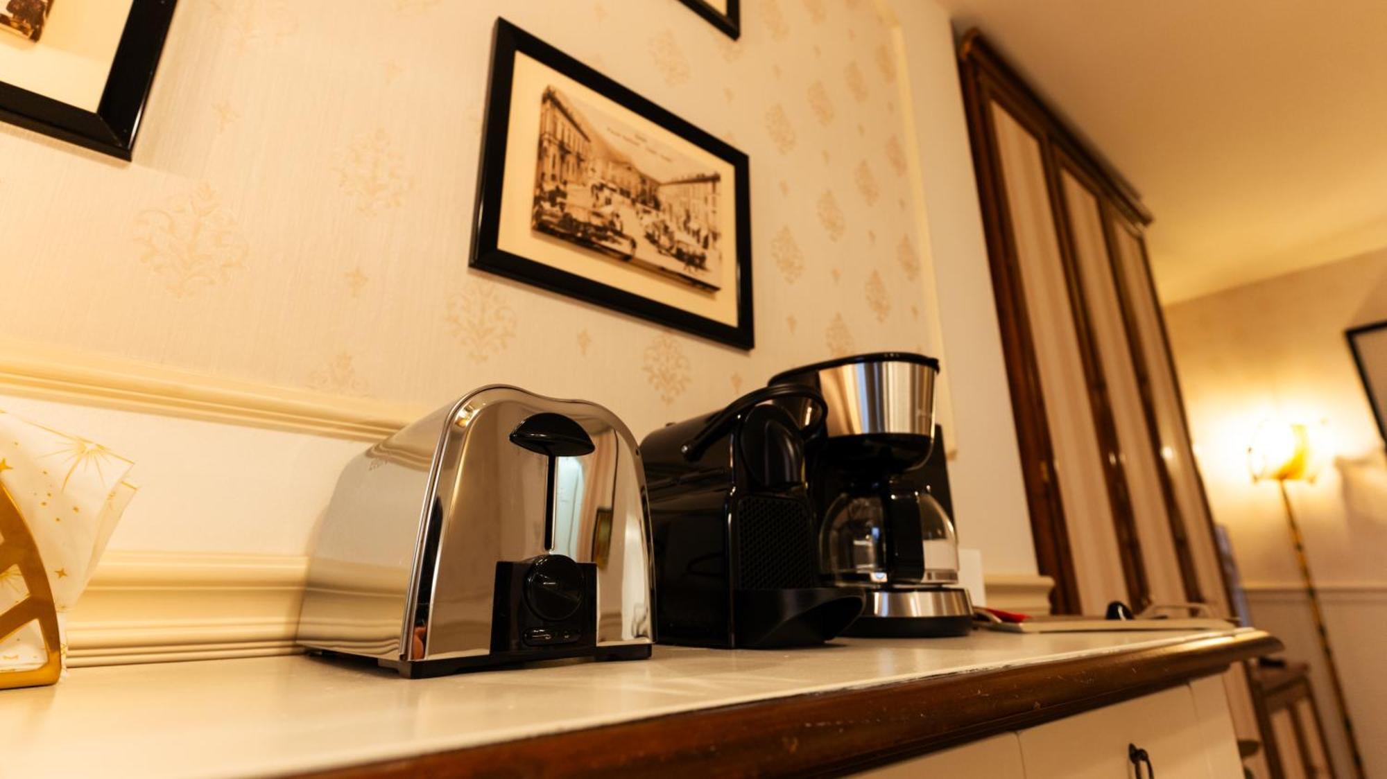 New Cozy Apartment - City Centre Lecco Exterior foto